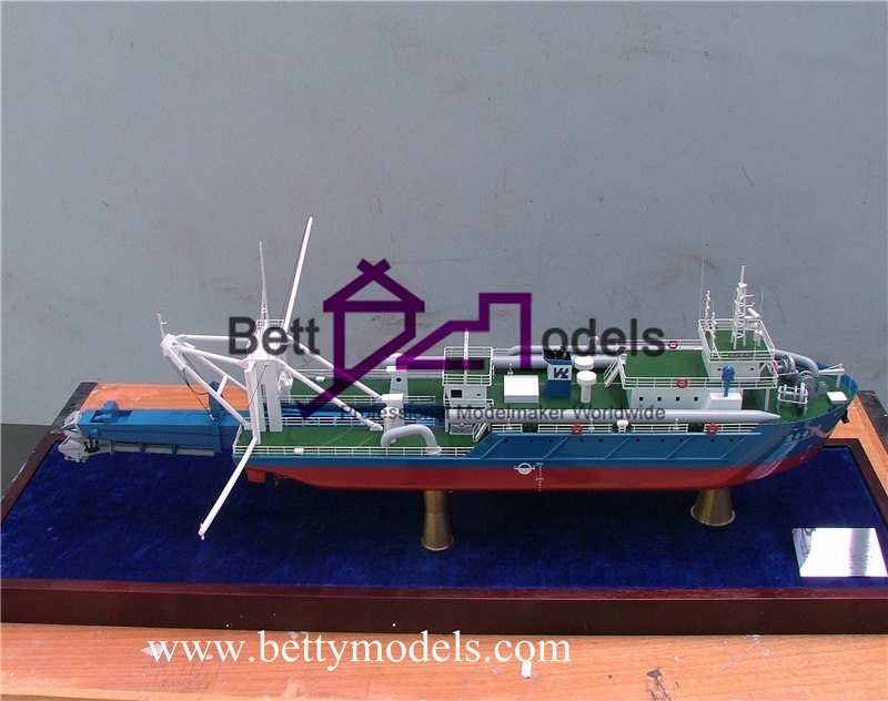 ナイジェリア産業船模型
